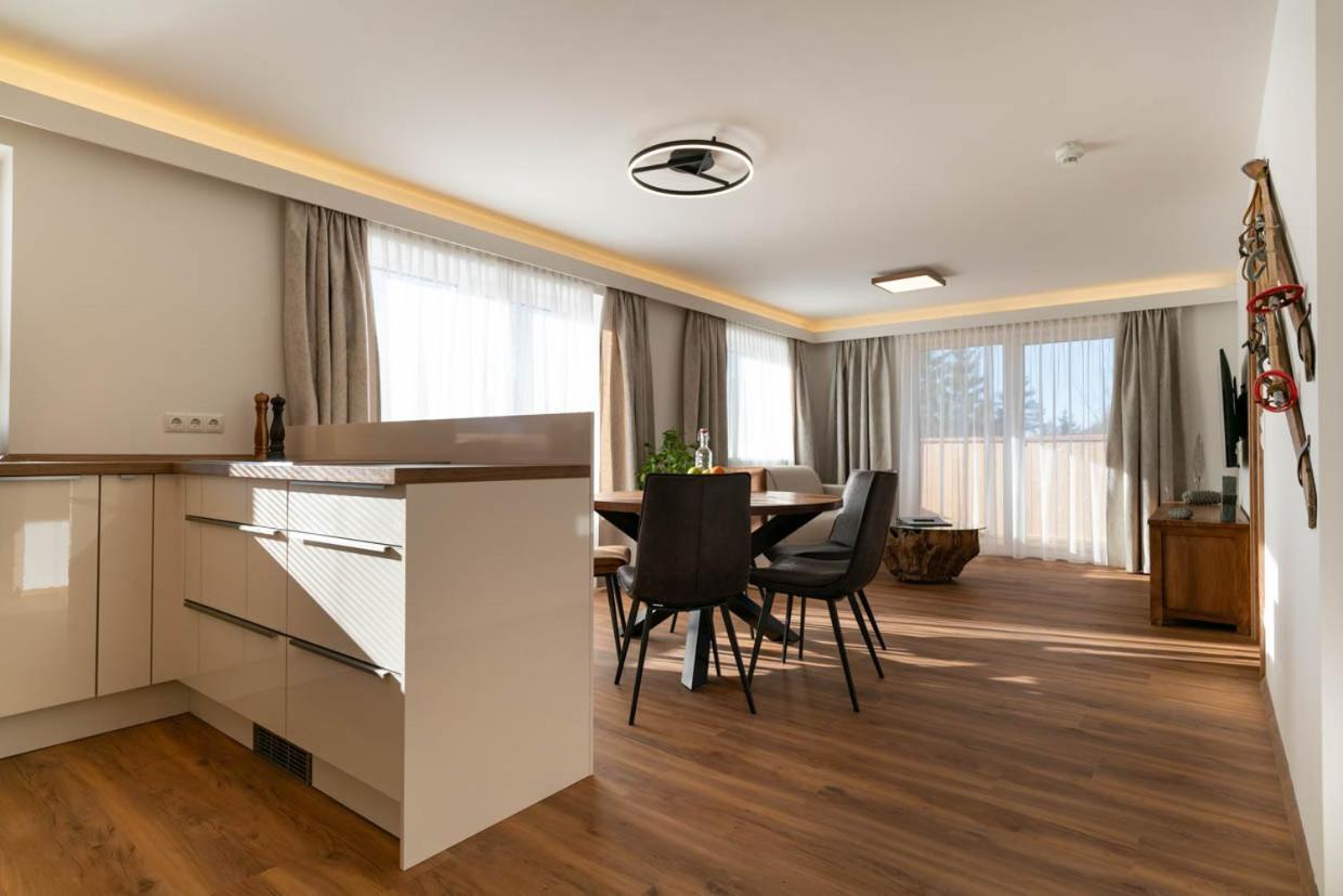 Waldrand Apartments Ramsau am Dachstein Ngoại thất bức ảnh